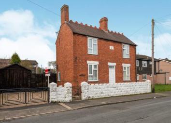Detached house For Sale in Cannock