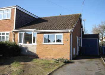 Semi-detached bungalow For Sale in Stafford