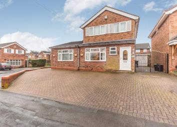 Detached house For Sale in Rowley Regis
