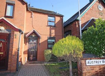 End terrace house To Rent in Tamworth