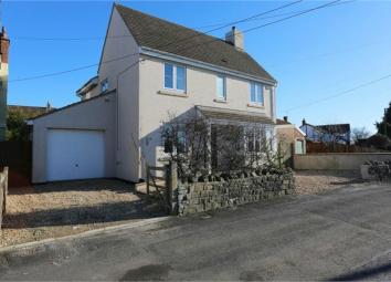 Detached house For Sale in Highbridge