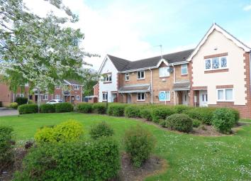 Town house To Rent in Castleford