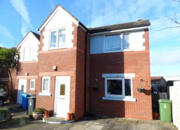 Detached house For Sale in Thornton-Cleveleys