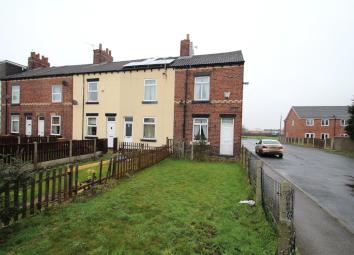 End terrace house For Sale in Pontefract