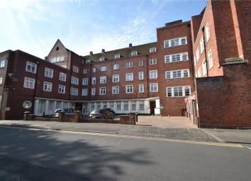 Flat For Sale in Droitwich