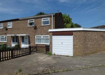 Semi-detached house To Rent in Chepstow