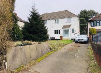Semi-detached house To Rent in Sutton Coldfield
