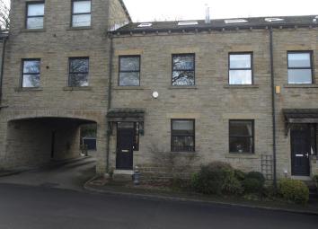 Barn conversion For Sale in Huddersfield