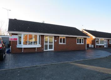 Detached bungalow For Sale in Chester