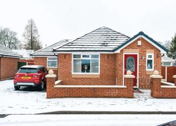 Detached bungalow For Sale in Bolton