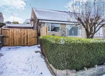 Semi-detached bungalow For Sale in Keighley