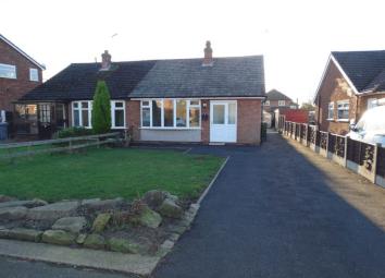 Semi-detached bungalow To Rent in Congleton