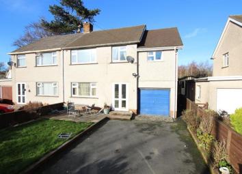Semi-detached house For Sale in Brecon
