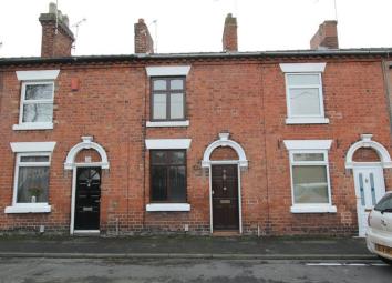 Terraced house For Sale in Stone