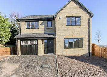 Detached house To Rent in Rossendale