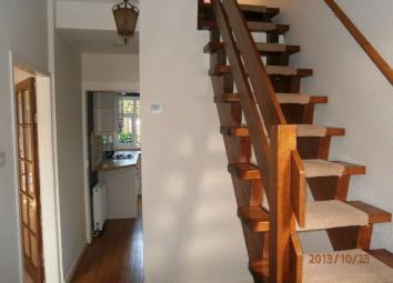 Semi-detached house To Rent in Wilmslow