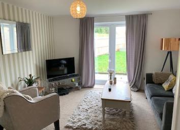 Semi-detached house To Rent in Hinckley