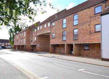 Flat For Sale in Cottingham