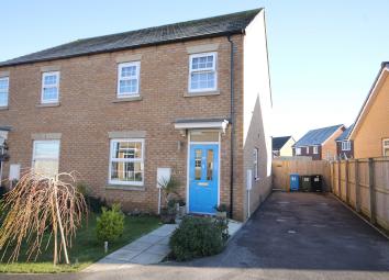 Semi-detached bungalow For Sale in Filey