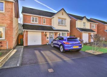 Detached house For Sale in Mountain Ash