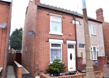 Semi-detached house To Rent in Ilkeston