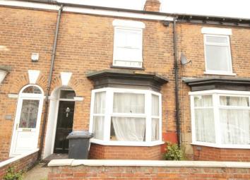 Detached house For Sale in Hull