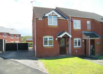 Semi-detached house To Rent in Belper