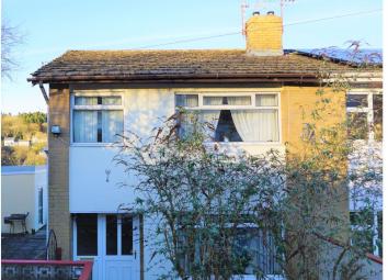 Semi-detached house For Sale in Treharris