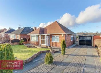 Detached bungalow For Sale in Deeside
