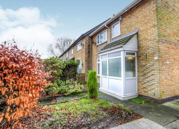 Semi-detached house For Sale in Hyde
