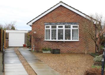 Detached bungalow For Sale in Goole