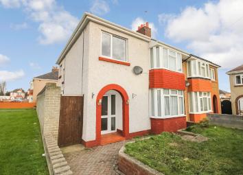 Semi-detached house For Sale in Rhyl
