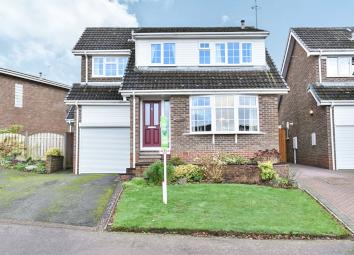 Detached house For Sale in Ripley