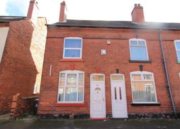 Terraced house For Sale in Walsall