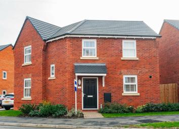 Detached house For Sale in Southam