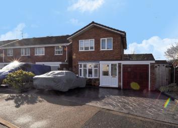 Detached house For Sale in Redditch