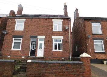 Semi-detached house For Sale in Swadlincote