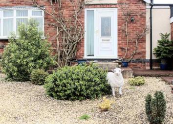 Detached bungalow For Sale in Melton Mowbray