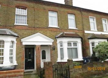 Terraced house To Rent in Southall