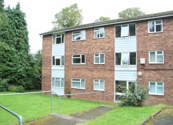 Flat To Rent in Kenilworth