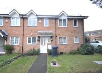 Terraced house For Sale in Slough
