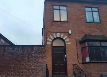 Terraced house To Rent in Manchester