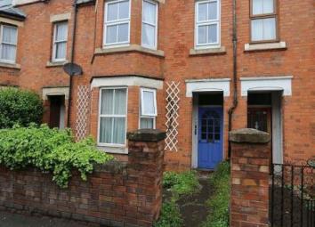Flat For Sale in Evesham