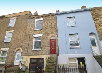 Flat For Sale in Gravesend