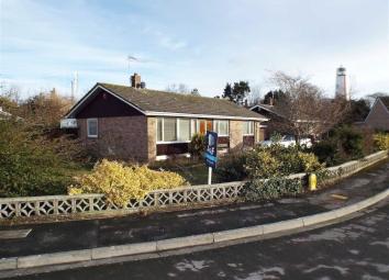 Detached bungalow For Sale in Burnham-on-Sea