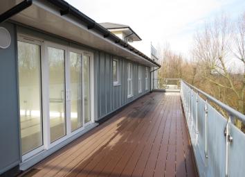 Flat For Sale in Warwick