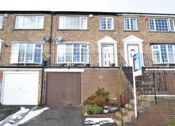 Town house For Sale in Keighley