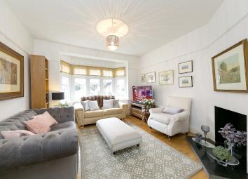 Terraced house For Sale in Twickenham