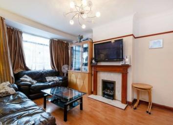 Town house To Rent in Croydon