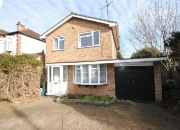 Detached house For Sale in Westcliff-on-Sea